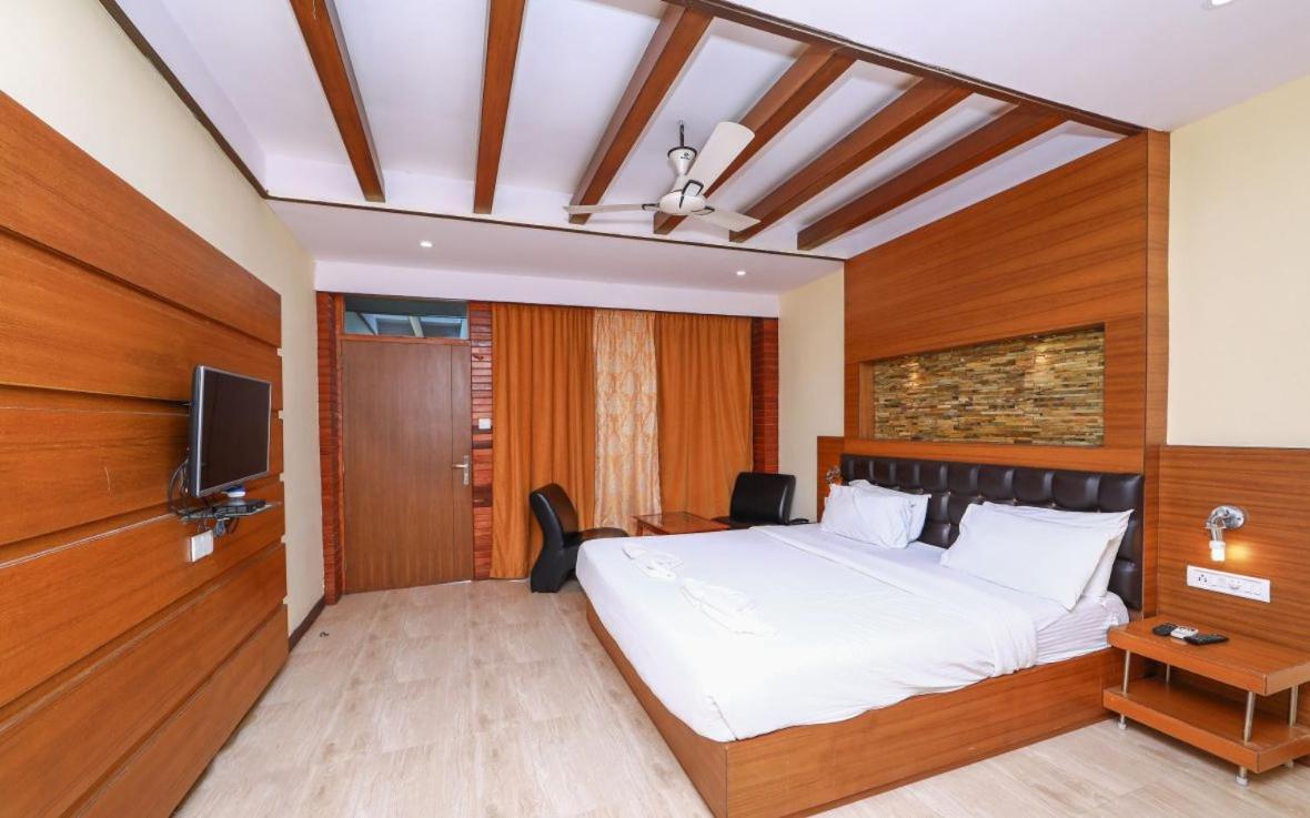Pearl Park Beach Resort Private Limited Port Blair Buitenkant foto