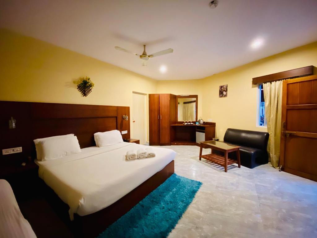Pearl Park Beach Resort Private Limited Port Blair Buitenkant foto